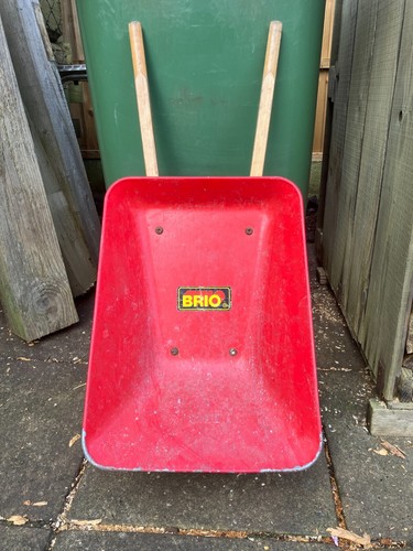 Vintage red brio metal - brio, wheel